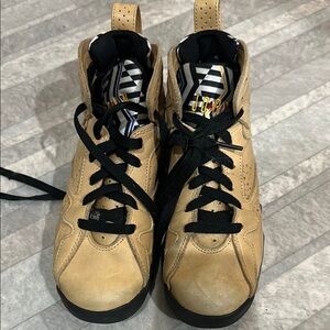 Jordan Tan and Black Sneakers Iconic Style